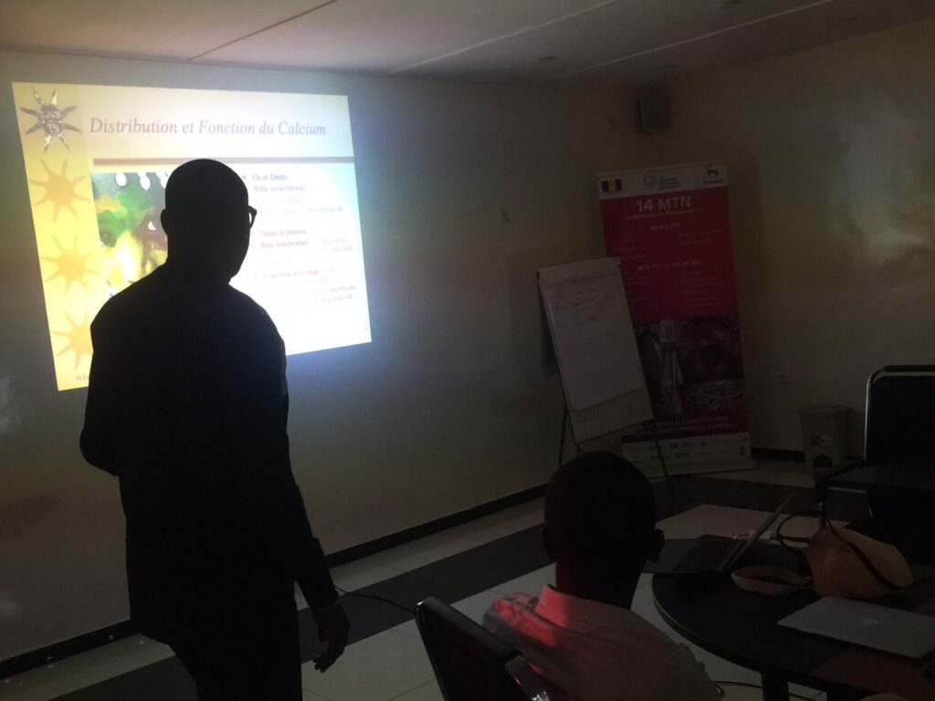 Lancement octobre rose avec amicale des sages-femmes de Mbour -img8
